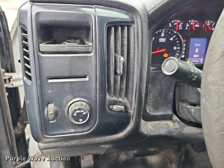 image for item IO9783 2014 Chevrolet Silverado 1500  Double Cab pickup truck