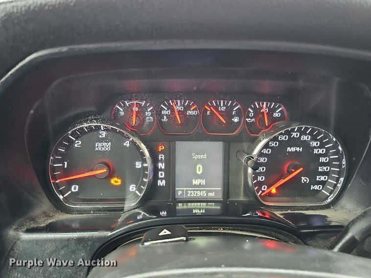 image for item IO9783 2014 Chevrolet Silverado 1500  Double Cab pickup truck