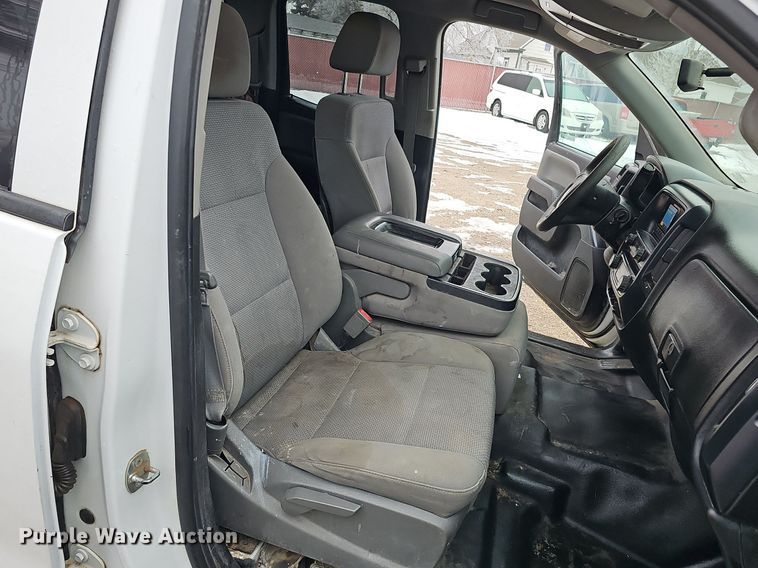 image for item IO9783 2014 Chevrolet Silverado 1500  Double Cab pickup truck