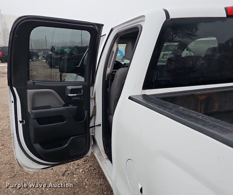 image for item IO9783 2014 Chevrolet Silverado 1500  Double Cab pickup truck