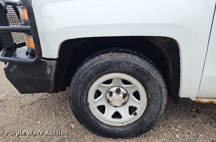 image for item IO9783 2014 Chevrolet Silverado 1500  Double Cab pickup truck