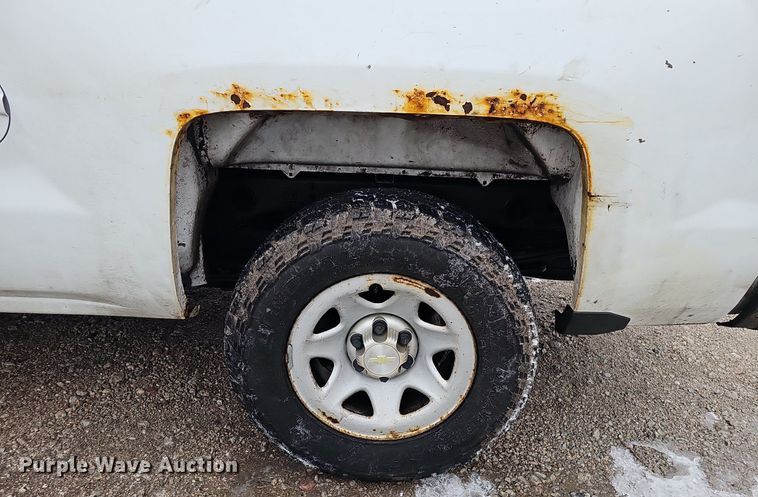 image for item IO9783 2014 Chevrolet Silverado 1500  Double Cab pickup truck