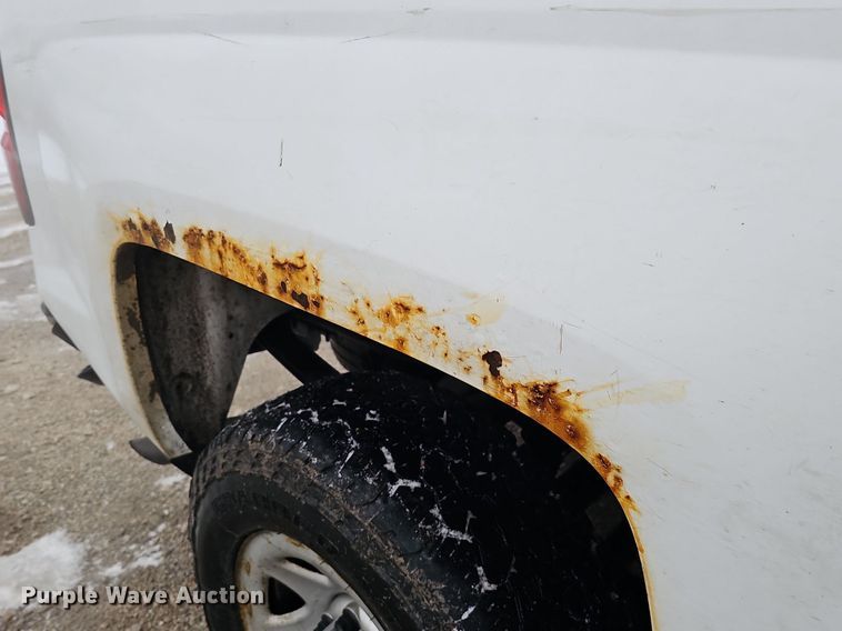 image for item IO9783 2014 Chevrolet Silverado 1500  Double Cab pickup truck