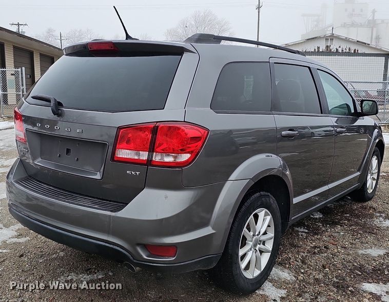 image for item IO9784 2013 Dodge Journey SXT  SUV