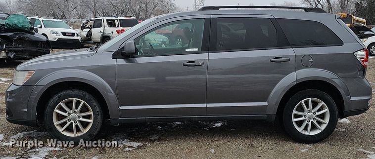 image for item IO9784 2013 Dodge Journey SXT  SUV