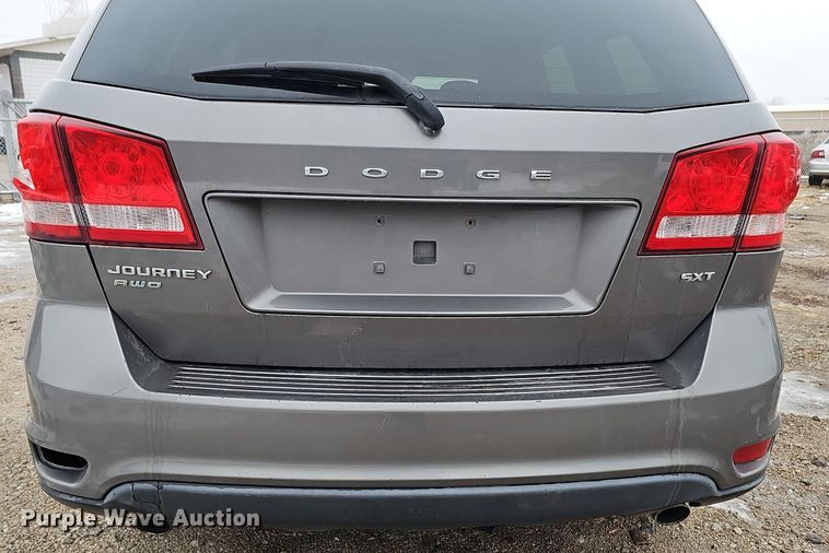 image for item IO9784 2013 Dodge Journey SXT  SUV