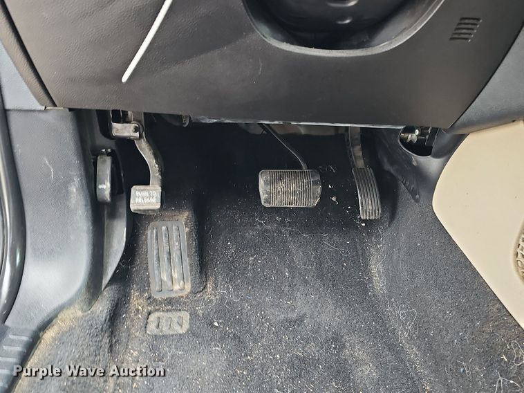 image for item IO9784 2013 Dodge Journey SXT  SUV