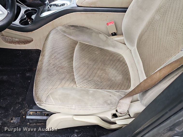 image for item IO9784 2013 Dodge Journey SXT  SUV