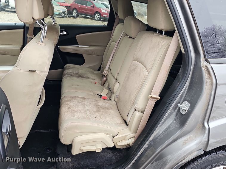 image for item IO9784 2013 Dodge Journey SXT  SUV