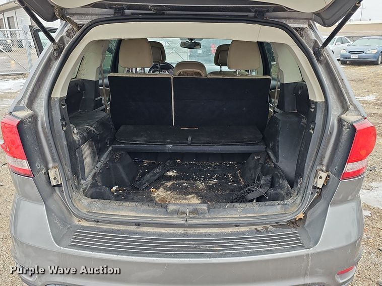 image for item IO9784 2013 Dodge Journey SXT  SUV