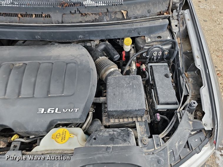 image for item IO9784 2013 Dodge Journey SXT  SUV