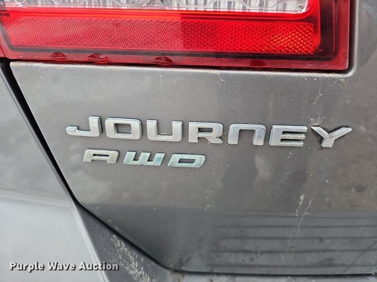 image for item IO9784 2013 Dodge Journey SXT  SUV