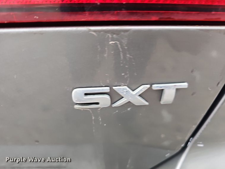 image for item IO9784 2013 Dodge Journey SXT  SUV