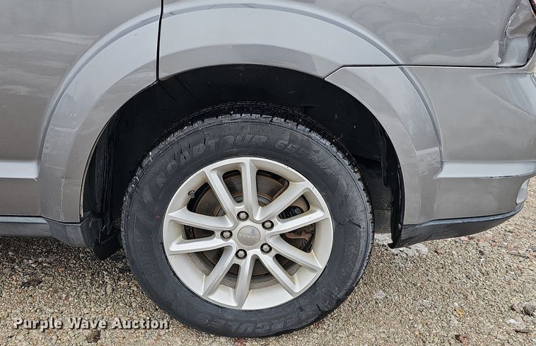 image for item IO9784 2013 Dodge Journey SXT  SUV