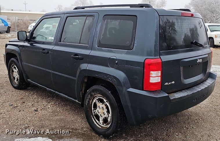 image for item IO9786 2007 Jeep Patriot  SUV