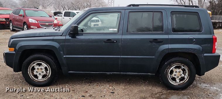 image for item IO9786 2007 Jeep Patriot  SUV