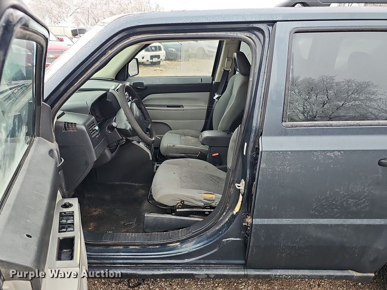 image for item IO9786 2007 Jeep Patriot  SUV