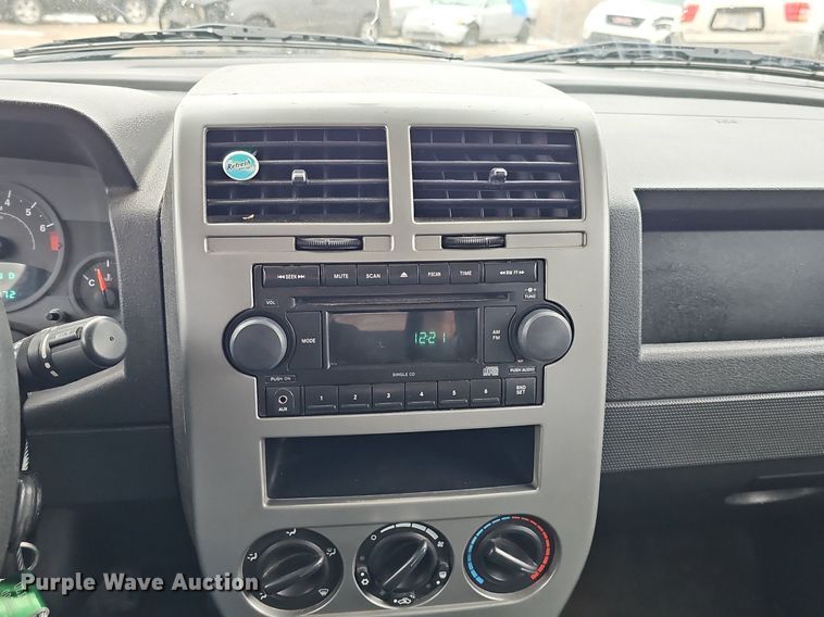 image for item IO9786 2007 Jeep Patriot  SUV