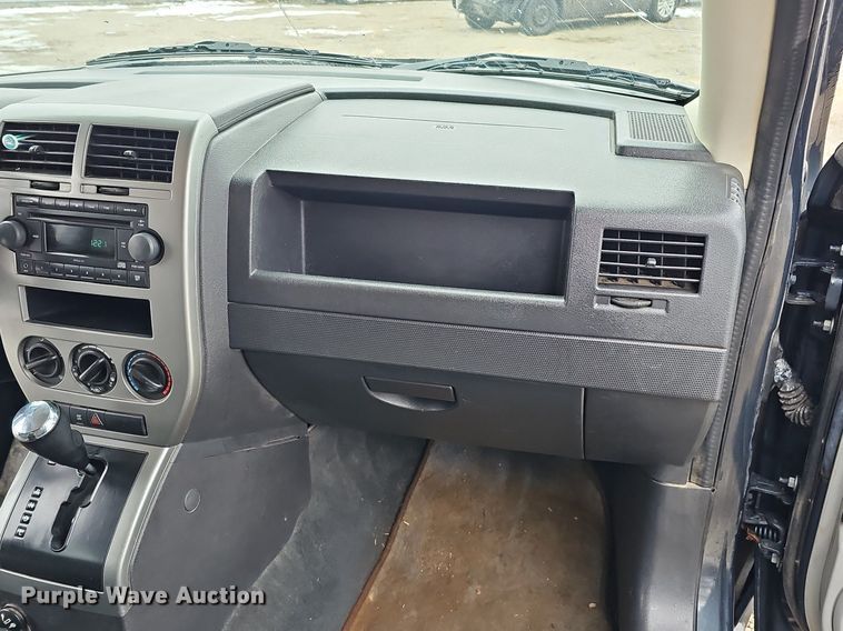 image for item IO9786 2007 Jeep Patriot  SUV