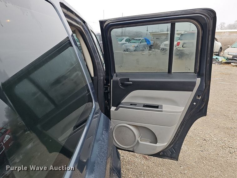 image for item IO9786 2007 Jeep Patriot  SUV