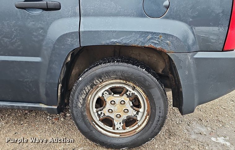 image for item IO9786 2007 Jeep Patriot  SUV