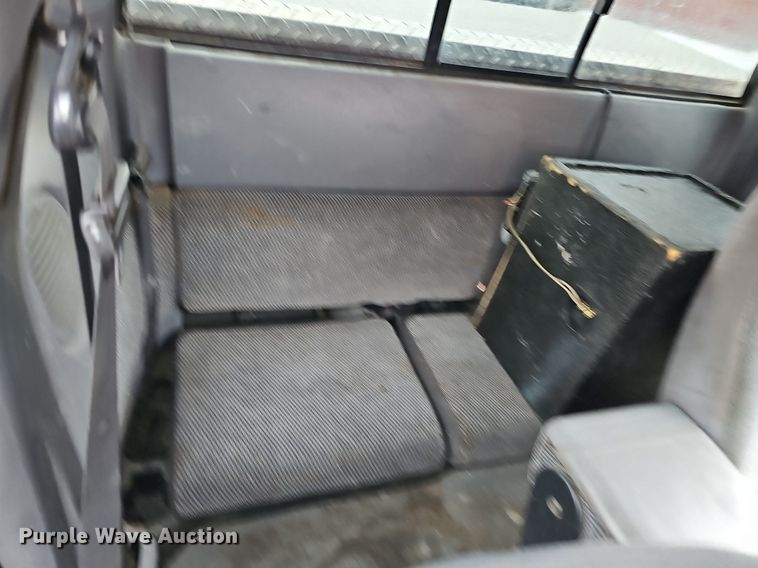 image for item IO9787 1999 Dodge Dakota Sport  Club Cab pickup truck