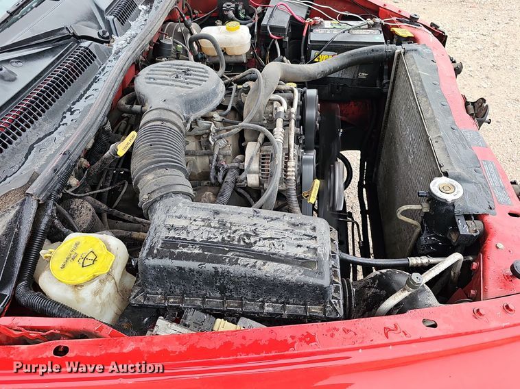 image for item IO9787 1999 Dodge Dakota Sport  Club Cab pickup truck