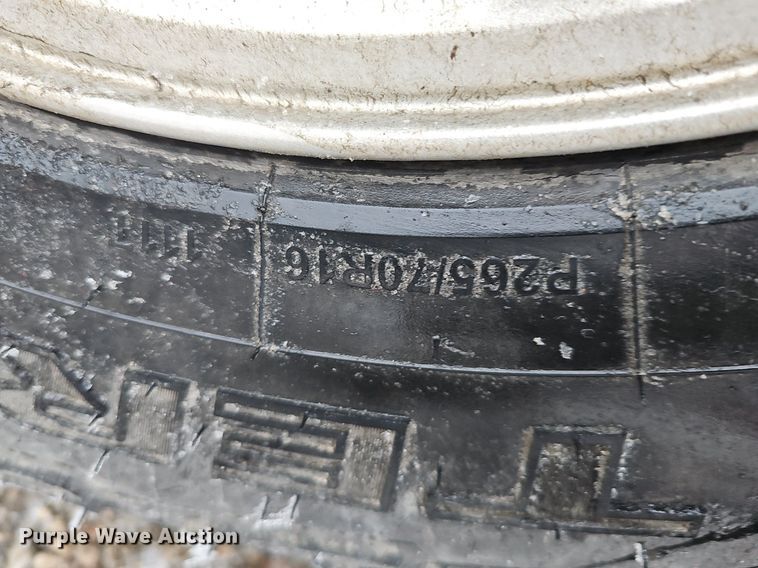 image for item IO9787 1999 Dodge Dakota Sport  Club Cab pickup truck