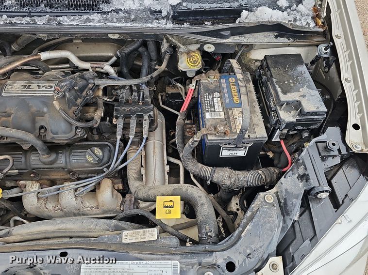 image for item IO9788 2009 Chrysler Town & Country Touring  van