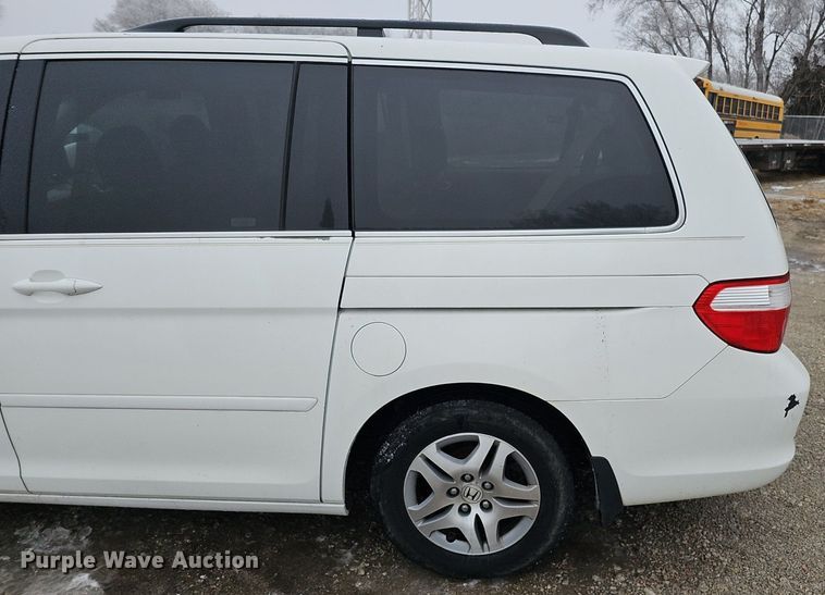 image for item IO9789 2007 Honda Odyssey  van