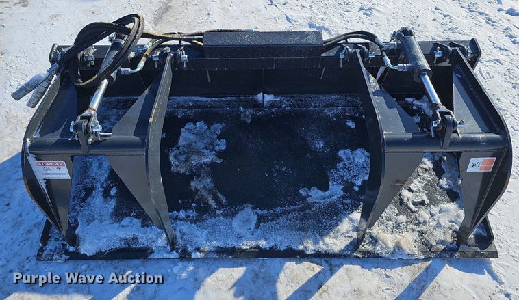 image for item IO9804 JCT  72" W skid steer grapple bucket