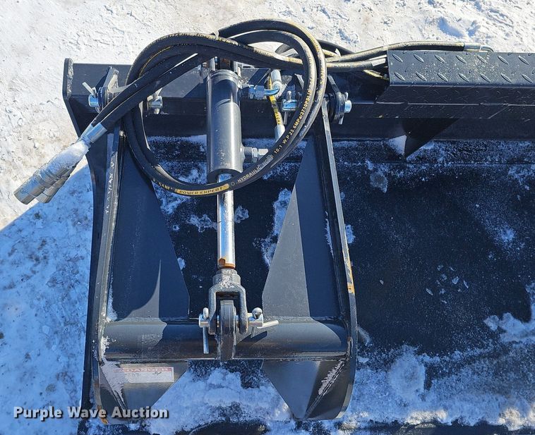 image for item IO9804 JCT  72" W skid steer grapple bucket