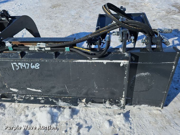 image for item IO9804 JCT  72" W skid steer grapple bucket