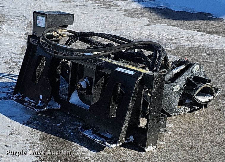 image for item IO9809 2023 AGT SSPOC  skid steer pole clamp