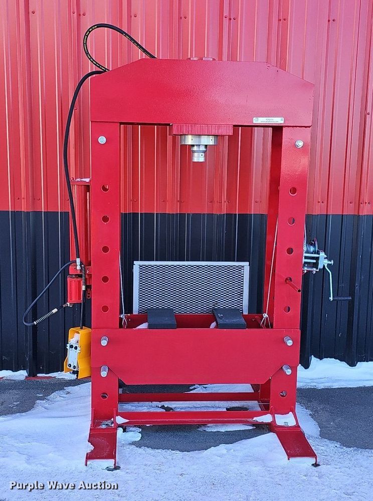 image for item IO9814 100 ton shop press