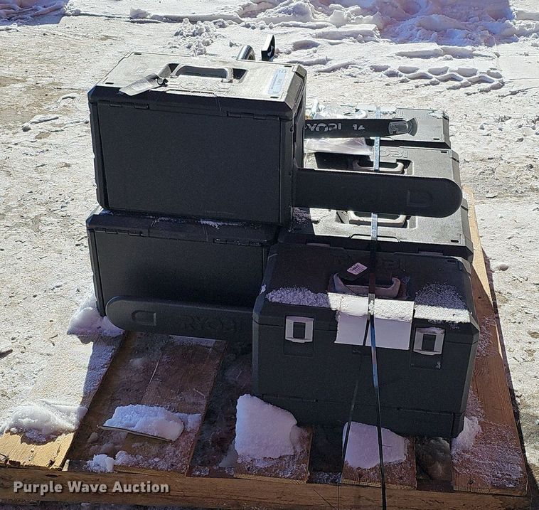 image for item IO9815 (8) Ryobi RY3716 chainsaws