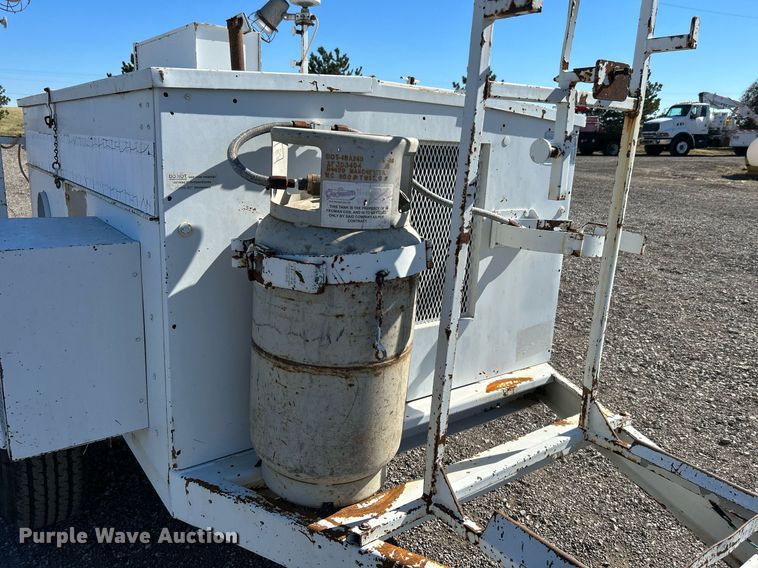 image for item KH9603 1987 Hesco Mobile Power Unit 150010 power unit trailer