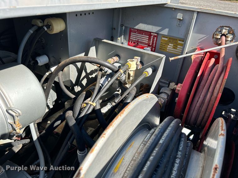 image for item KH9603 1987 Hesco Mobile Power Unit 150010 power unit trailer