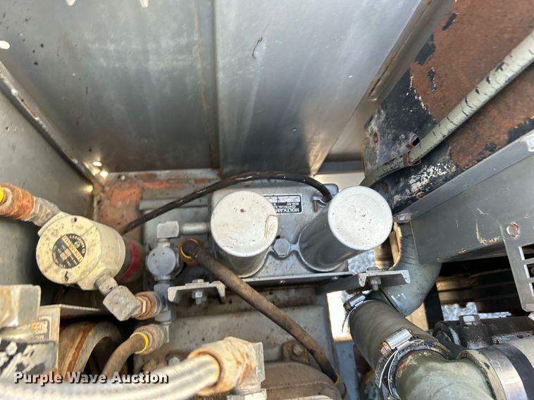 image for item KH9603 1987 Hesco Mobile Power Unit 150010 power unit trailer