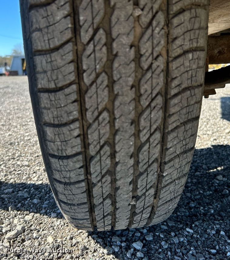 image for item KH9603 1987 Hesco Mobile Power Unit 150010 power unit trailer