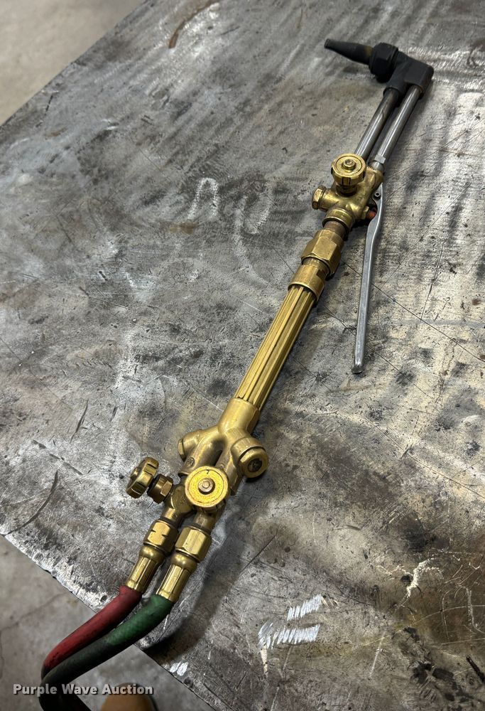 image for item KI9180 Victor 350 Series  torch