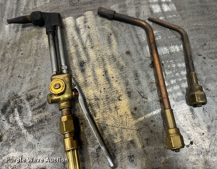 image for item KI9180 Victor 350 Series  torch