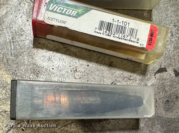 image for item KI9180 Victor 350 Series  torch