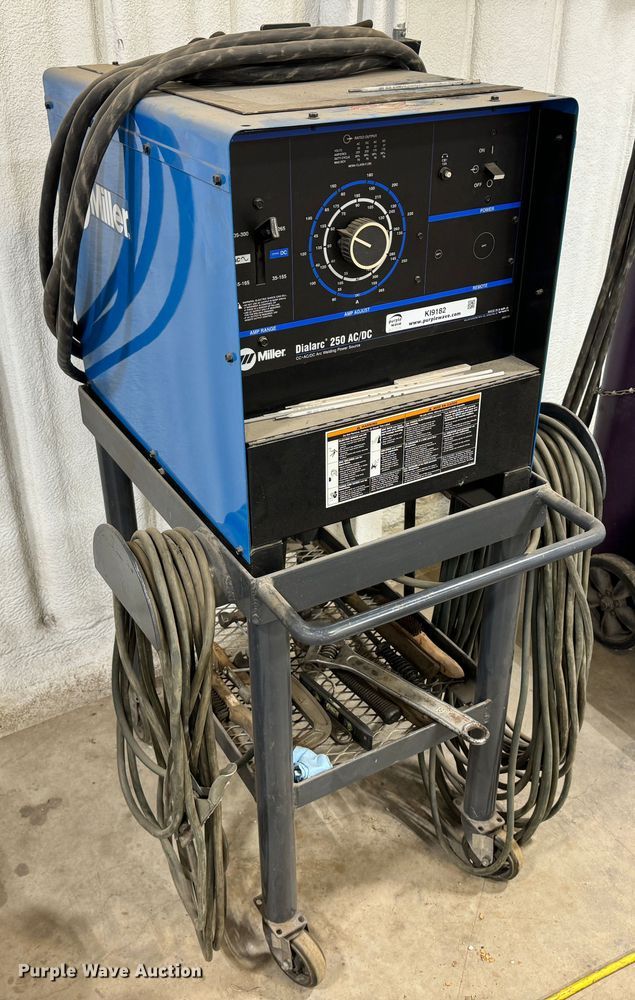 image for item KI9182 Miller Dialarc 250  welder