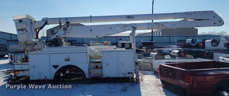 image for item KT9643 Altec AA755L  bucket truck bed