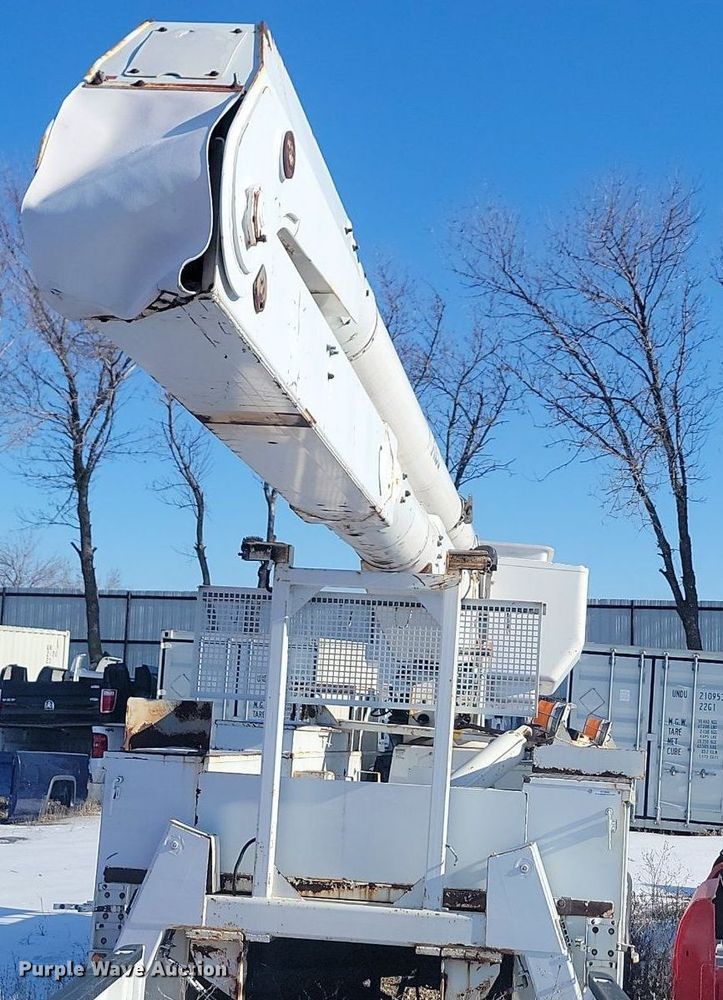 image for item KT9643 Altec AA755L  bucket truck bed