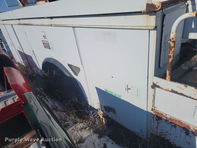 image for item KT9643 Altec AA755L  bucket truck bed