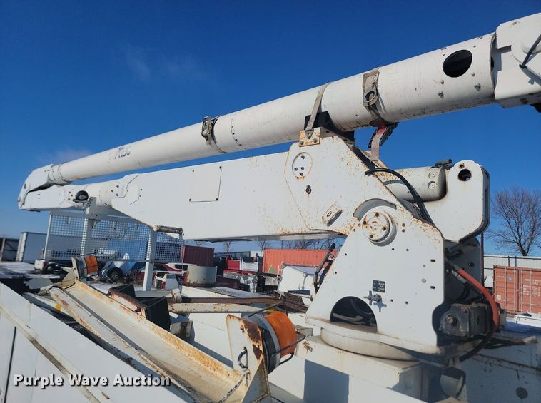 image for item KT9643 Altec AA755L  bucket truck bed