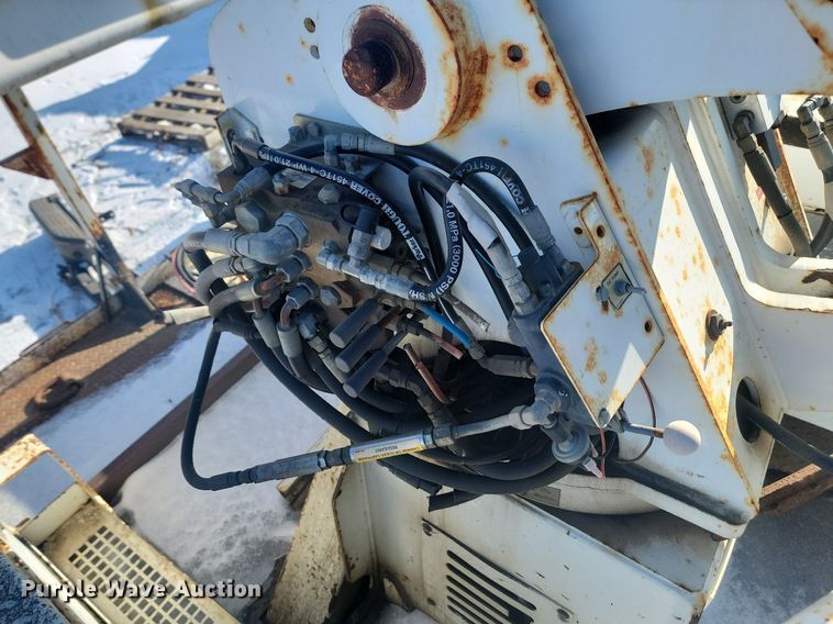 image for item KT9643 Altec AA755L  bucket truck bed