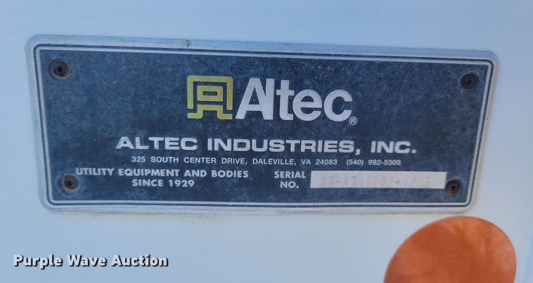 image for item KT9643 Altec AA755L  bucket truck bed